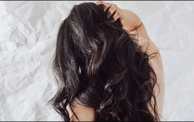Lavar el cabello de manera incorrecta también puede ser perjudicial al crecimiento del cabello. UNSPLASH