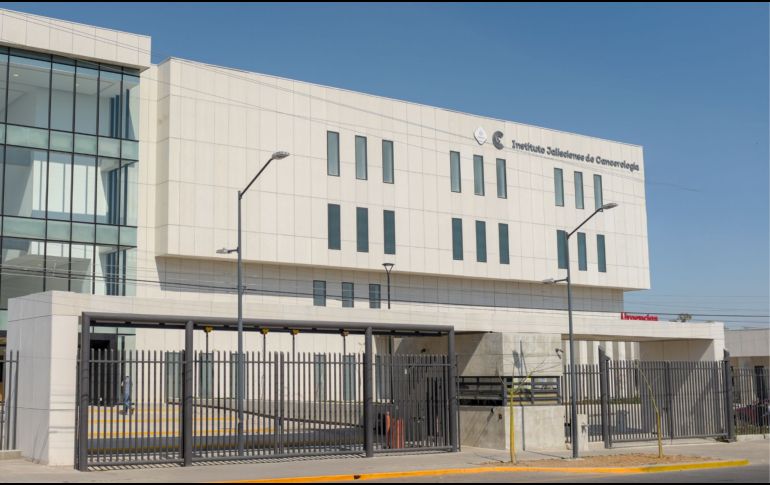 El Instituto Jalisciense de Cancerología, así como otros hospitales de Jalisco, ofrece mastografías gratuitas durante octubre para promover la detección oportuna del cáncer de mama. ESPECIAL.