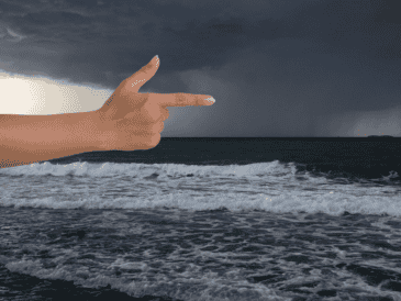 La zona de baja presión ubicada en las aguas del suroeste del Golfo de México daría forma al ciclón "Isaias". ESPECIAL / CANVA