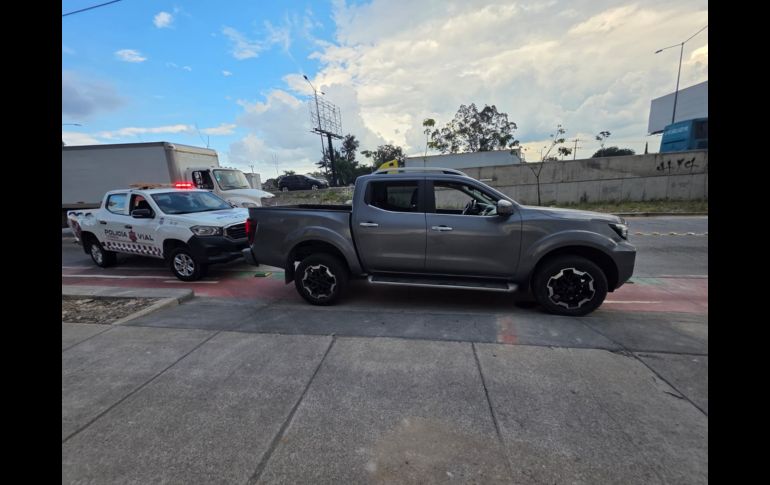 La camioneta quedó asegurada y fue reconocida por su propietario. ESPECIAL/Policía de Tlaquepaque
