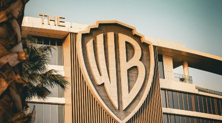 De acuerdo con la compañía, Paramount y Warner Bros. producirán en conjunto al menos 30 películas para salas de cine cada año y más de 180 programas y series de televisión. UNSPLASH