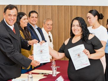 Cada constancia acredita nuevas capacidades y representa una herramienta concreta para acceder al empleo, generar ingresos o emprender. ESPECIAL 