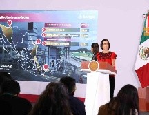Luz Elena González apuntó que en el sector eléctrico se invierten 794 mil millones de pesos en generación, 161 mil millones en transmisión y 74 mil millones en distribución. SUN / K. Guerrero