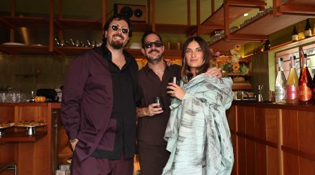 Amaury Vergara, Carlos Sada y Vanessa Corona. GENTE BIEN JALISCO / Revista del 9 de octubre 2026