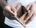 La Procuraduría Federal del Consumidor (Profeco) advierte que gran parte del endeudamiento surge por compras impulsivas. UNSPLASH