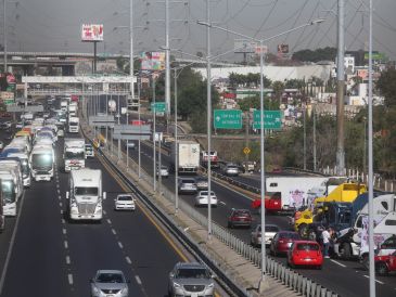 La autopista Guadalajara-Zapotlanejo fue cerrada a la altura del Periférico Nuevo en sentido hacia Zapotlanejo debido a la colisión. EL INFORMADOR/ARCHIVO