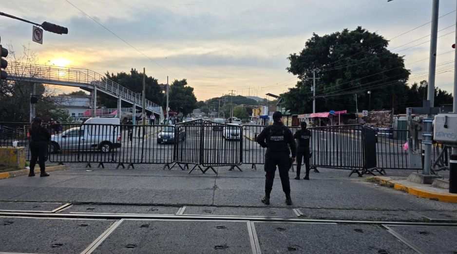 En la zona también permanecerá personal de la Comisaría de la Policía Vial, quienes orientarán y apoyarán a los sujetos de movilidad que así lo requieran. CORTESÍA