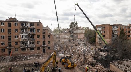 Claudia Sheinbaum explicó que se busca determinar cómo presuntos miembros de organizaciones criminales mexicanas podrían haberse incorporado al conflicto europeo, iniciado con la invasión rusa a gran escala de Ucrania en febrero de 2022. EFE / S. Ohunev