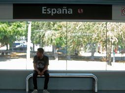 La mañana de este jueves policías estatales colocaran vallas metálicas en la estación España sobre la avenida Colón y Jaime Torres Bodet a la altura de la colonia El Sauz. EL INFORMADOR/ ARCHIVO