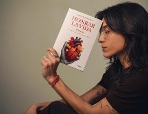 Tati Ballesteros promociona su reciente libro “Honrar la vida”. ESPECIAL/JUAN MISIS.