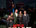 Adriana Paz, Ben Affleck, Kerry Whashington y Luis Gerardo Méndez. ESPECIAL/NETFLIX.