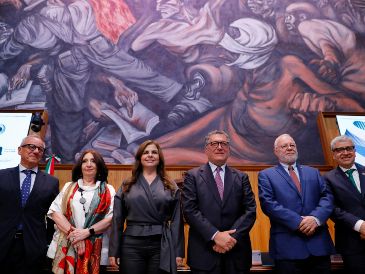 Filippo La Rosa, director central para la promoción de la cultura y la lengua italiana afirmó que su país estará en la FIL con 120 actividades y 58 escritoras y escritores. EFE /  F. Guasco