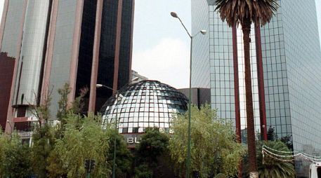 Al interior del mercado mexicano, destacaron las ganancias de las emisoras Coca Cola Femsa, Femsa, Chedraui, La Comer y Grupo Carso. AFP/ARCHIVO