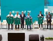 Exseleccionados y autoridades deportivas inauguraron el foro. ESPECIAL