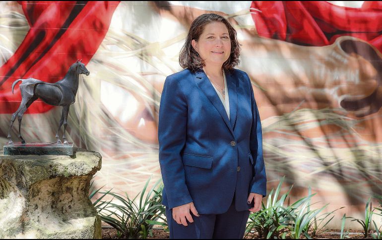 La cónsul Elizabeth Hoffman Franolich busca fortalecer la cooperación bilateral en seguridad, ampliar la capacitación policial y prevenir el reclutamiento de jóvenes por el crimen organizado. EL INFORMADOR/A. Navarro