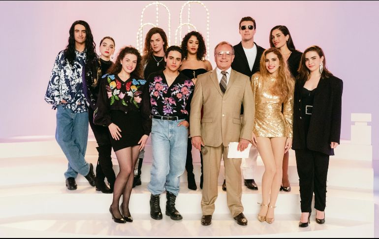 El elenco principal esta compuesto por Sebastián Poza, Macarena García, Luis de la Rosa, Andrea Chaparro, Edu Maruri, Clara Dalmao, Sol Wainer, Iker Solano, el actor invitado y Jesusa Ochoa. CORTESÍA/ TelevisaUnivision