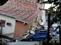 El terremoto, cuyo epicentro se situó cerca de la localidad de Tonosí, en el suroeste del país, tuvo una magnitud de 7.7 . EFE/B. Velasco