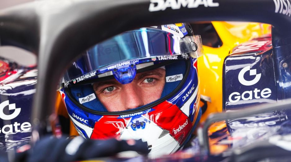 El piloto neerlandés Max Verstappen (Red Bull), en las prácticas del Gran Premio de Singapur de F1. EFE / F. Ismail