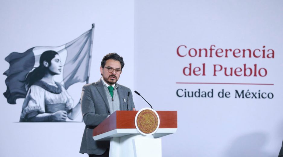 Robledo explicó en un boletín que la meta para 2030 es sumar más de 10 mil camas hospitalarias para ampliar la capacidad de atención. EFE/IMSS