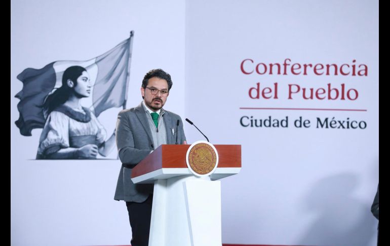 Robledo explicó en un boletín que la meta para 2030 es sumar más de 10 mil camas hospitalarias para ampliar la capacidad de atención. EFE/IMSS