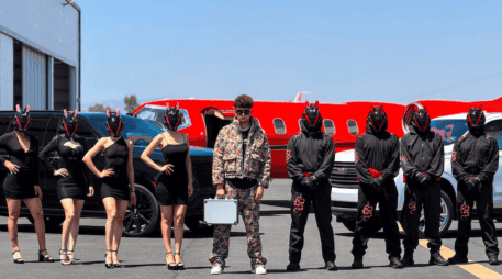 A pesar de confirmar la fecha exacta del debut, la producción encabezada por HotSpanish ha guardado bajo estricto secreto la lista de participantes que conformarán el nuevo elenco. FACEBOOK/LAMANSIONVIP
