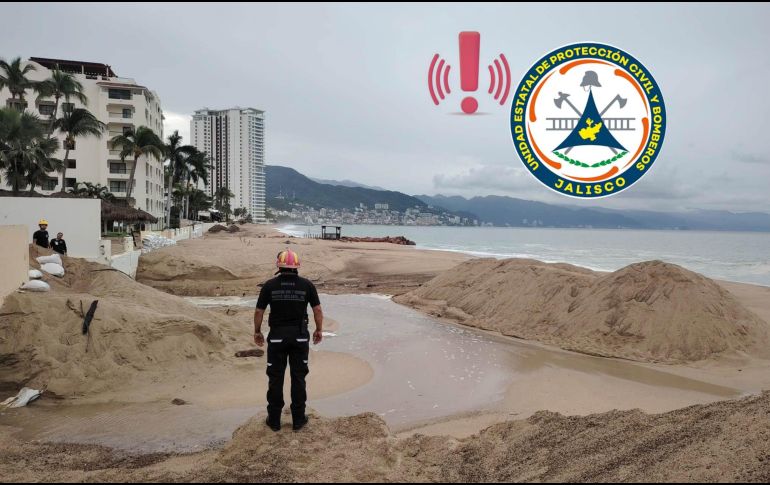 De acuerdo con el pronóstico más actual, se prevén lluvias de 150 a 300 milímetros durante el domingo, pudiendo ser puntualmente mayores, y un oleaje de 3 a 5 metros durante el domingo. ESPECIAL / FACEBOOK Protección Civil y Bomberos de Puerto Vallarta
