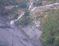El primer ministro nepalí informó en sus redes sociales de que seis personas fueron rescatadas en helicóptero. EFE / Nepal