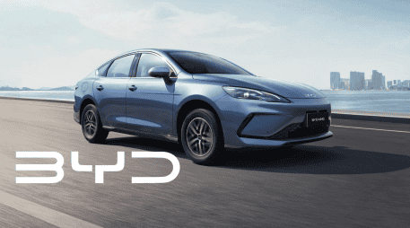 El directivo también destacó la importancia de que las automotrices y sus distribuidores fortalezcan sus capacidades técnicas, especialmente ante la incorporación de nuevas tecnologías en los vehículos. BYD / CANVA