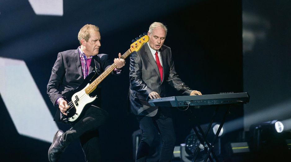 Andy McCluskey y Paul Humphreys fundaron OMD en 1978, convirtiéndola en una de las agrupaciones pioneras del synth pop británico. AFP