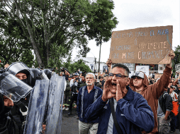 La Fiscalía de Jalisco puso en libertad a 12 de las 39 personas arrestadas durante los disturbios en la manifestación por el agua frente a Casa Jalisco. EL INFORMADOR/ARCHIVO