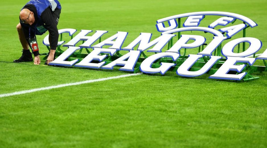 Volverá a sonar este martes el himno de la Champions League. AFP / ARCHIVO