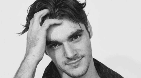 La representación auténtica de RJ Mitte de la discapacidad física en pantalla le valió el reconocimiento de la crítica y de la audiencia internacional. FACEBOOK / RJ MITTE