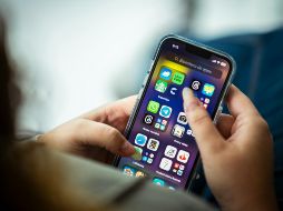 Senadores respaldan la medida, pero plantean la necesidad de fortalecer la educación digital y evaluar sus resultados. UNSPLASH.