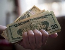 El fortalecimiento del dólar, impulsado por el conflicto energético y las tasas de interés, presiona al peso mexicano. EFE / ARCHIVO