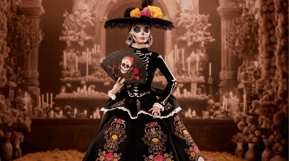 El aspecto visual captura la esencia de la celebración mediante un maquillaje de calavera detallado. ESPECIAL/Mattel