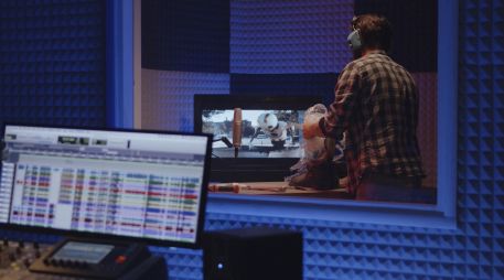 Los artistas de efectos sala (Foley) siguen siendo indispensables. ESPECIAL / CANVA