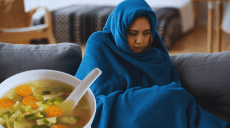 Es importante aclarar que este alimento no elimina el virus del cuerpo de forma mágica. Sin embargo, sí mitiga la respuesta inflamatoria del organismo: ESPECIAL / CANVA