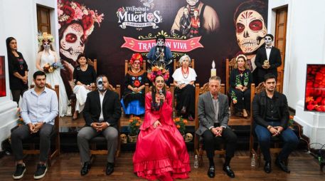Este año el Festival está dedicado a la Tierra que es origen y es destino. A la tierra que se convierte en barro, del que nacen las figuras que son obras de arte y dan orgullo e identidad a este Pueblo Mágico. EL INFORMADOR/J. Acosta
