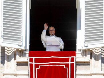 León XIV ha ofrecido un nivel poco común de transparencia sobre el primer gran problema de salud divulgado públicamente de sus 17 meses de pontificado. EFE / ARCHIVO