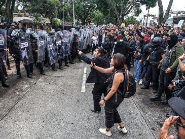 La movilización del 11 de octubre partió de La Minerva hacia Casa Jalisco para exigir soluciones a la mala calidad del agua. EL INFORMADOR/A. Navarro