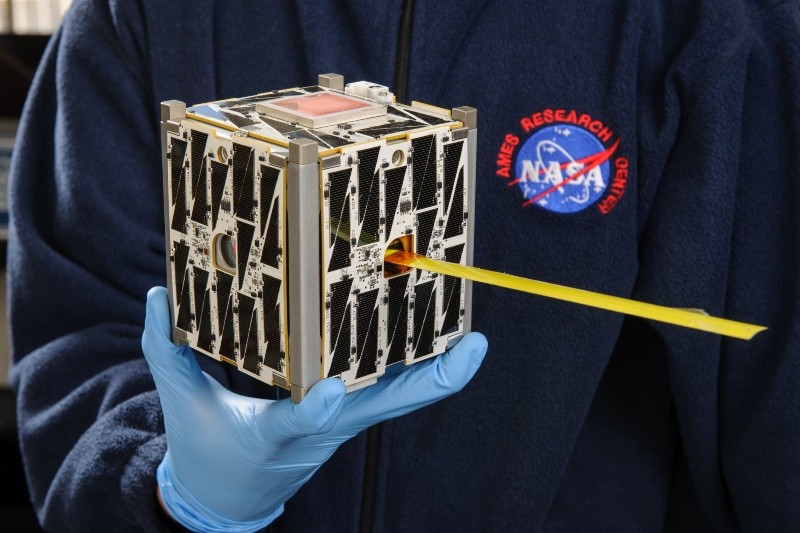 Los CubeSats pertenecen a una clase de naves espaciales de investigación llamadas nanosatélites. NASA&nbsp;