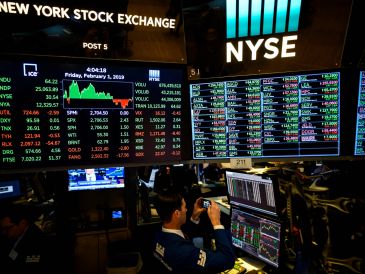 Wall Street está pendiente mañana de los resultados de Bank of America, Morgan Stanley y BlackRock. AFP/ARCHIVO