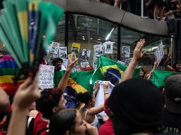 De acuerdo con la nueva encuesta, el índice de rechazo de ambos candidatos es similar, 54% de los electores se oponen a Bolsonaro y 53% a Lula. EFE / ARCHIVO