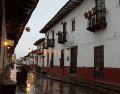 Mazamitla se transforma en un paraíso verde durante la temporada de lluvias. Conoce las opciones de transporte en autobús, coche, avión o taxi para llegar a este Pueblo Mágico desde distintos puntos del país y disfrutar de sus cascadas y cabañas. flickr ESPECIAL