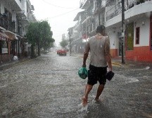 La tormenta tropical “Trudy” obliga a suspender clases este 15 de octubre debido a su fuerza y rápida evolución. EFE/A. Montero
