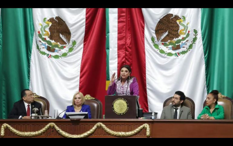 Clara Brugada explicó que hay varios proyectos para impulsar a la banca mexicana. SUN/C. Mejía