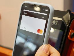 México busca ampliar los pagos electrónicos y reducir gradualmente la dependencia del efectivo. AFP