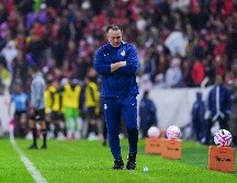 Adolfo Bautista comparó el estilo ofensivo de las Chivas de Gabriel Milito con el equipo que dirigió Hans Westerhof y pidió continuidad para buscar títulos. IMAGO7.