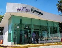 Para realizar transferencias primero debes tener descargada la aplicación del Banco del Bienestar instalada en tu celular. EL INFORMADOR / ARCHIVO