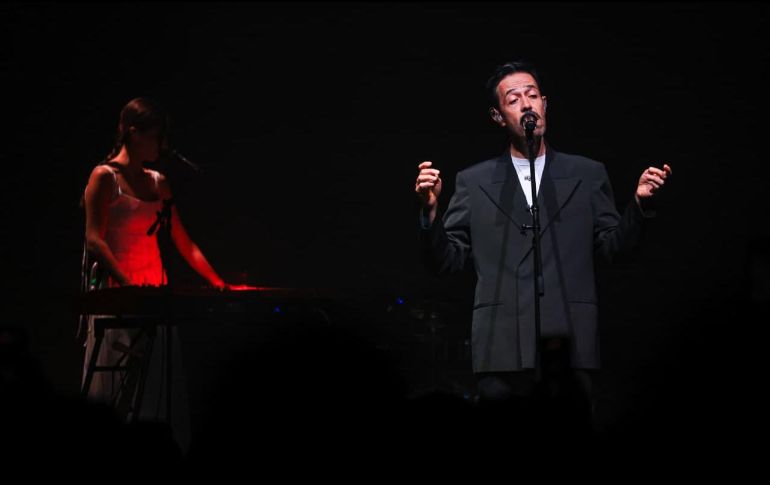 Meme del Real conquistó al público tapatío con un recorrido por su álbum solista, clásicos de Café Tacvba y versiones de otros artistas. EL INFORMADOR/J. ACOSTA.